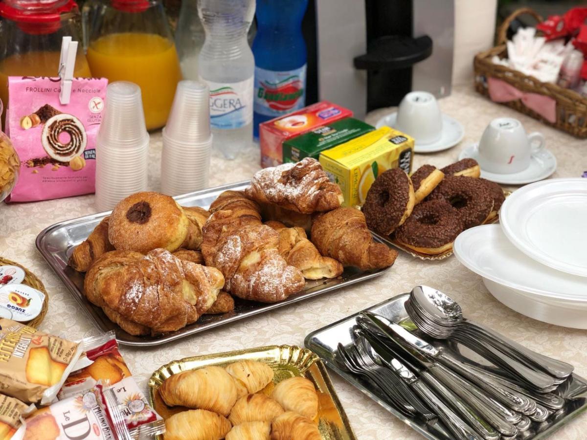 ヴィッラピアーナ La Porta Del Mare Bed & Breakfast エクステリア 写真